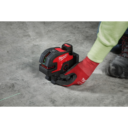 MILWAUKEE M12 CLL4P-301C křížový líniový laser se 4 body 4933479203