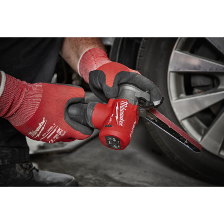 MILWAUKEE M12 FBFL13-0 FUEL pásová pilníková bruska 13 mm 4933480960