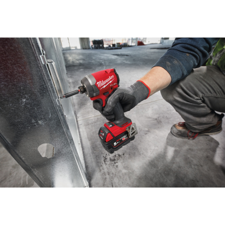 MILWAUKEE M18 FID3-502X FUEL ¼″ Hex rázový utahovák 4933479865