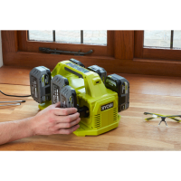 RYOBI RC18640 18V Akumulátorová 6portová nabíječka 5133005805