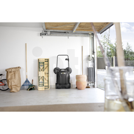 Ruční zametací stroj KÄRCHER S 4 Twin Go! Further 1.766-363.0