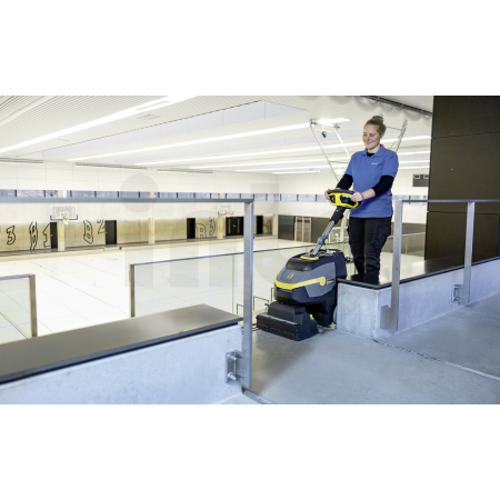 Podlahový mycí stroj bateriový KÄRCHER BR 35/12 C Bp Pack Go!Further 1.783-494.0
