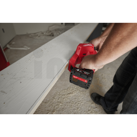 MILWAUKEE M12 BLP-0X bezuhlíkový hoblík 4933492850