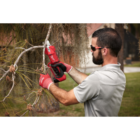 MILWAUKEE M12™ bezuhlíkové prořezávací nůžky 4933480116