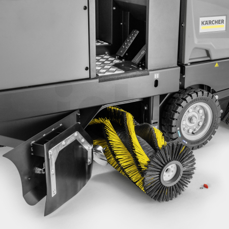 Zametací stroj s odsáváním KÄRCHER KM 130/300 RI Bp Pack 1.186-149.0