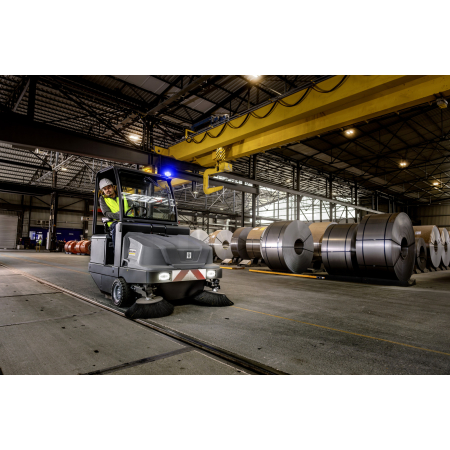 Zametací stroj s odsáváním KÄRCHER KM 130/300 RI Bp Pack 1.186-149.0