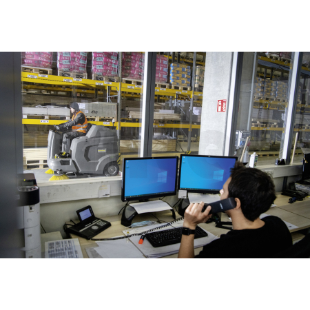 Zametací stroj s odsáváním KÄRCHER KM 100/120 R Bp Pack 2SB 1.280-175.0