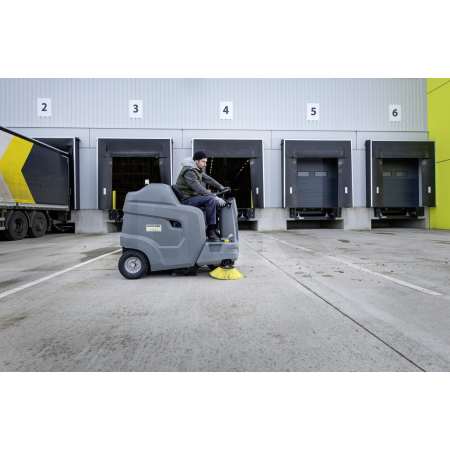 Zametací stroj s odsáváním KÄRCHER KM 100/120 R G 2SB 1.280-176.0