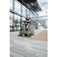 Zametací stroj s odsáváním KÄRCHER KM 85/50 R Bp Pack Li+FC 2SB 1.351-130.0