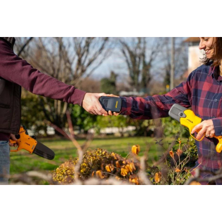 STIGA Sada - Akumulátorové nůžky a pila na prořezávání SP 100e Kit 257122001/ST1