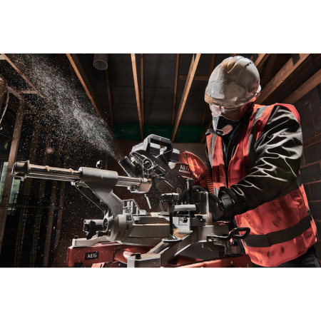 RYOBI BPS18-254BL 18V Bezuhlíková pokosová pila s posuvem 4935459336