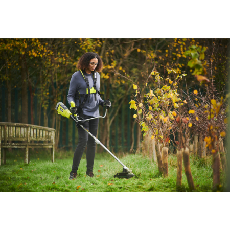 RYOBI RY18BCX26A 18V Bezuhlíkový akumulátorový křovinořez, šířka záběru 26cm 5133005453