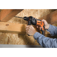 RYOBI SBE 750 RE Příklepová vrtačka 4935442850