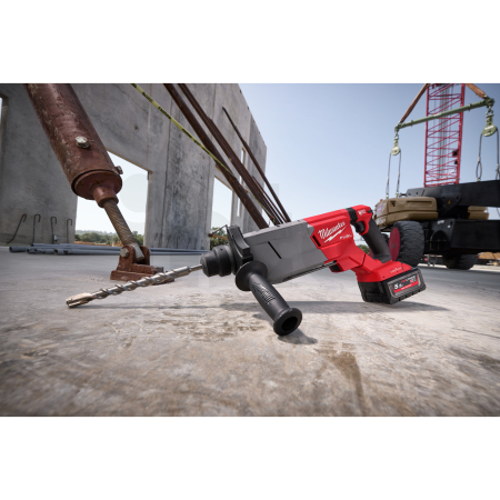 MILWAUKEE M18 FHACOD32-0 SDS-Plus kladivo s D rukojetí s ONE-KEY 32 mm 4933492141