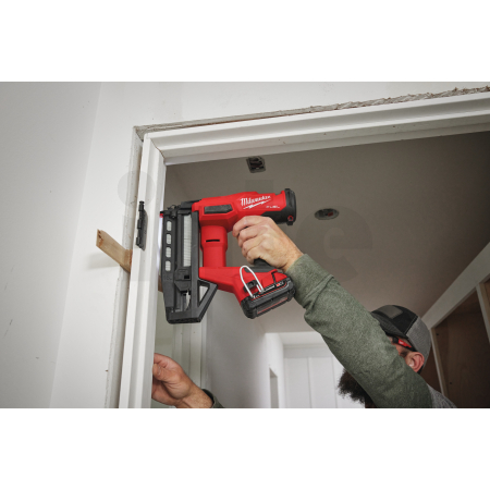 MILWAUKEE M18 FN16GS-0X přímá hřebíkovačka 16 GA 4933493353