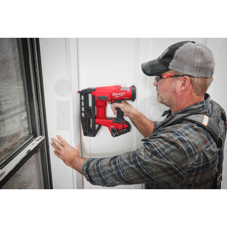 MILWAUKEE M18 FN16GS-0X přímá hřebíkovačka 16 GA 4933493353