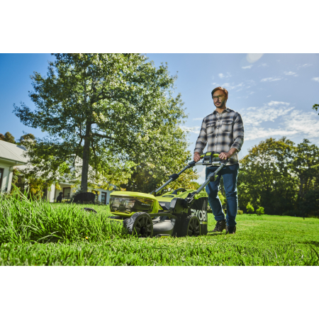 RYOBI RY36LMX46A MAX POWER Bezuhlíková akumulátorová travní sekačka, šířka záběru 46cm (2x 4.0Ah) 5133005485