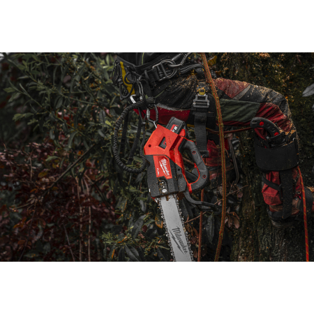 MILWAUKEE M18 FTHCHS35-802 FUEL Akumulátorová řetězová pila s horní rukojetí a lištou 35 cm 4933479589