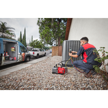 MILWAUKEE M18 FVP5-801 vakuové čerpadlo 4933498380