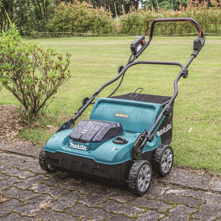 Makita - Aku vertikutátor 38cm Li-ion XGT 40V,bez aku   Z UV001GZ