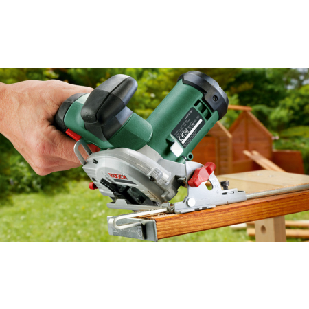 BOSCH Akumulátorová okružní pila UniversalCirc 12 06033C7003