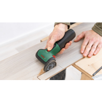BOSCH Akumulátorové řezání a broušení EasyCut&Grind pro snadné řezání a broušení 06039D2000