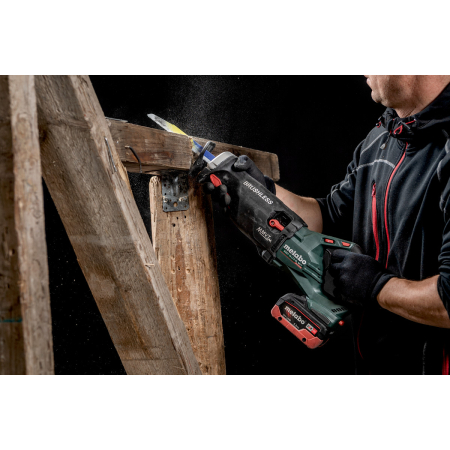 METABO SSEP 18 LTX BL MVT akumulátorová pila ocaska 602258810