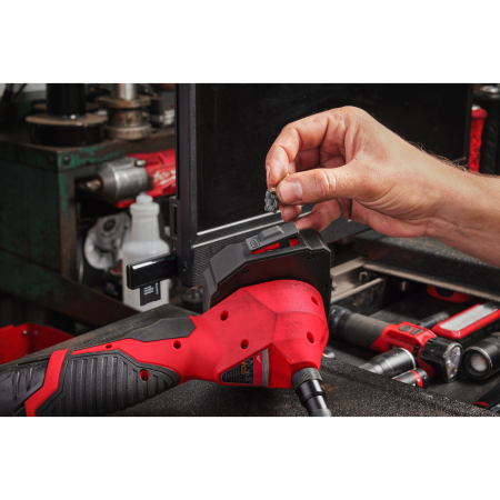 MILWAUKEE M12 ATB-0C boreskop pro automechaniky 4933493136