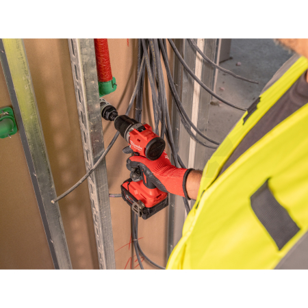MILWAUKEE M18™ kompaktní bezuhlíkový vrtací šroubovák 4933492835
