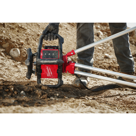 MILWAUKEE M18™ horizontální rotační laser 600 m s ONE-KEY™ 4933493191