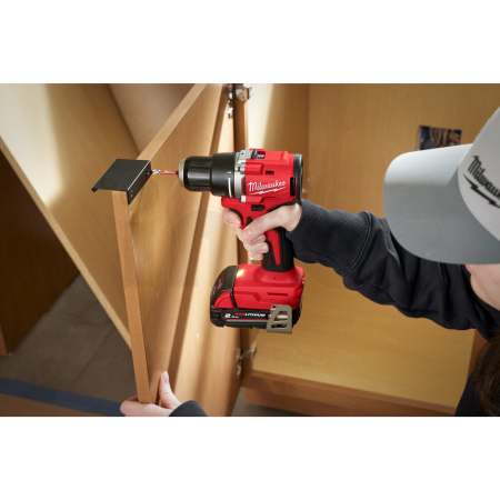 MILWAUKEE M18 BLDDRC-502C kompaktní bezuhlíkový vrtací šroubovák 4933492831