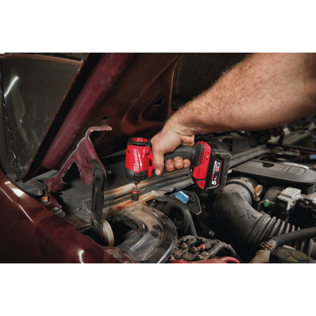 MILWAUKEE M18 FID3-0 FUEL ¼″ Hex rázový utahovák 4933498061