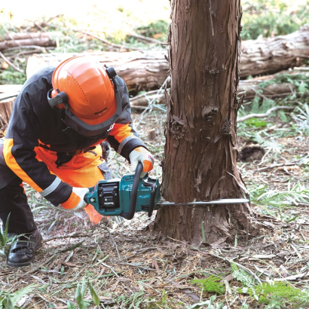 Makita - Aku řetězová pila 350 mm Li-ion XGT 40V,bez aku   Z UC022GZ