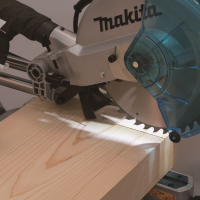 Makita - Pokosová pila se světlem 260mm,1450W LS1110F